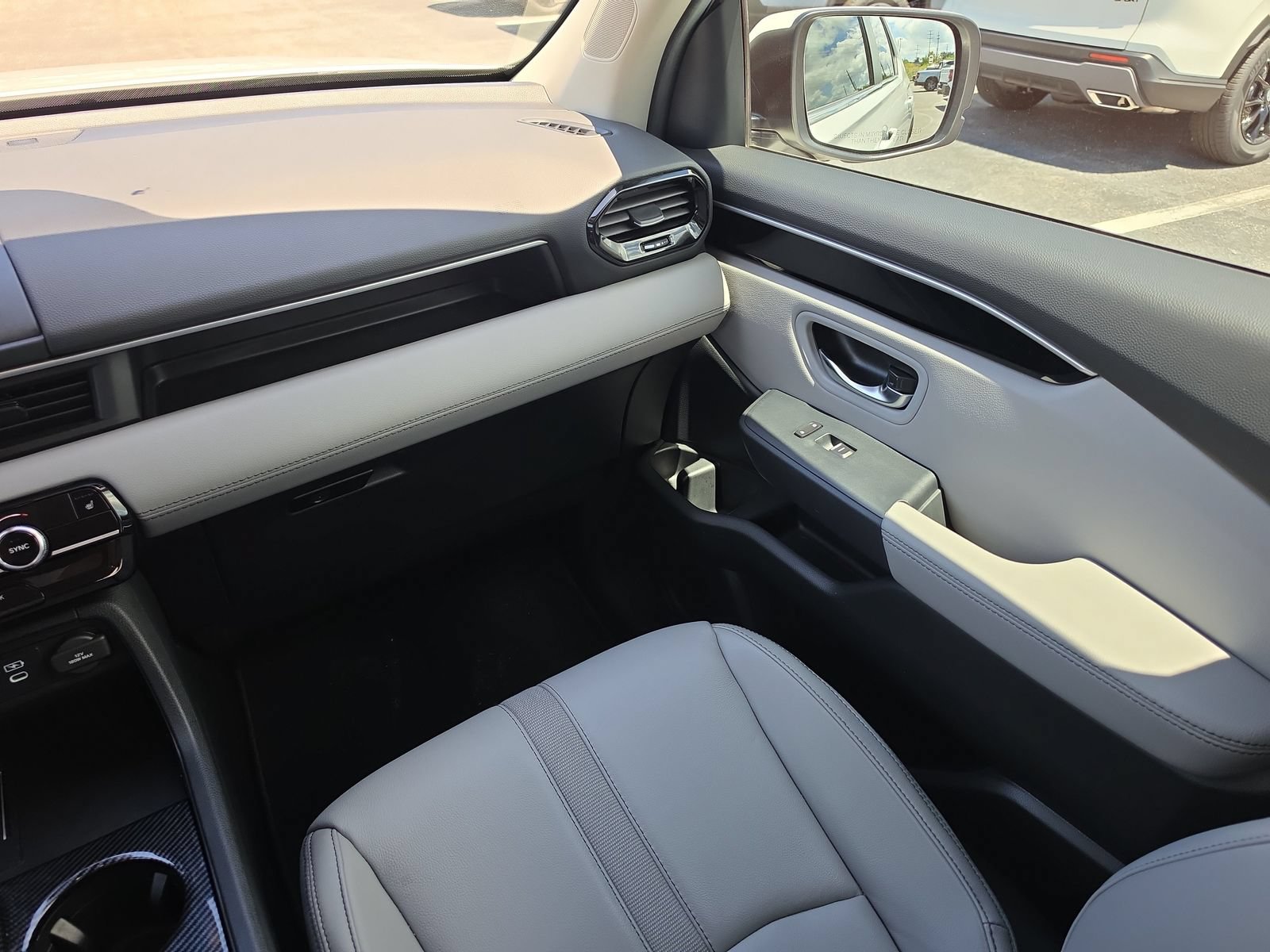 Certified 2025 Honda Pilot EX-L image 12