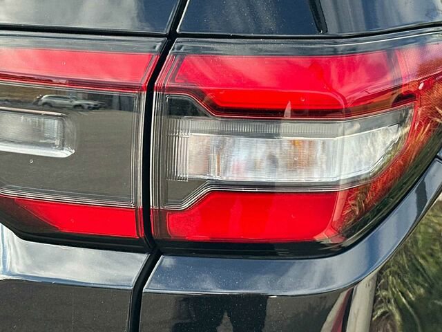 Used 2025 Honda Pilot Touring image 35