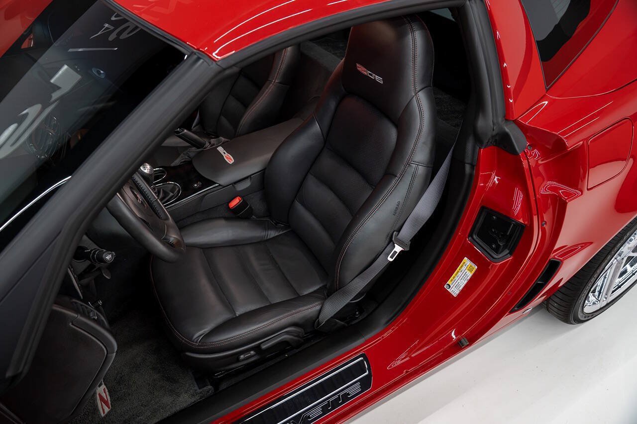 Used 2007 Chevrolet Corvette Z06 w/ Preferred Equipment Group RWD image 48