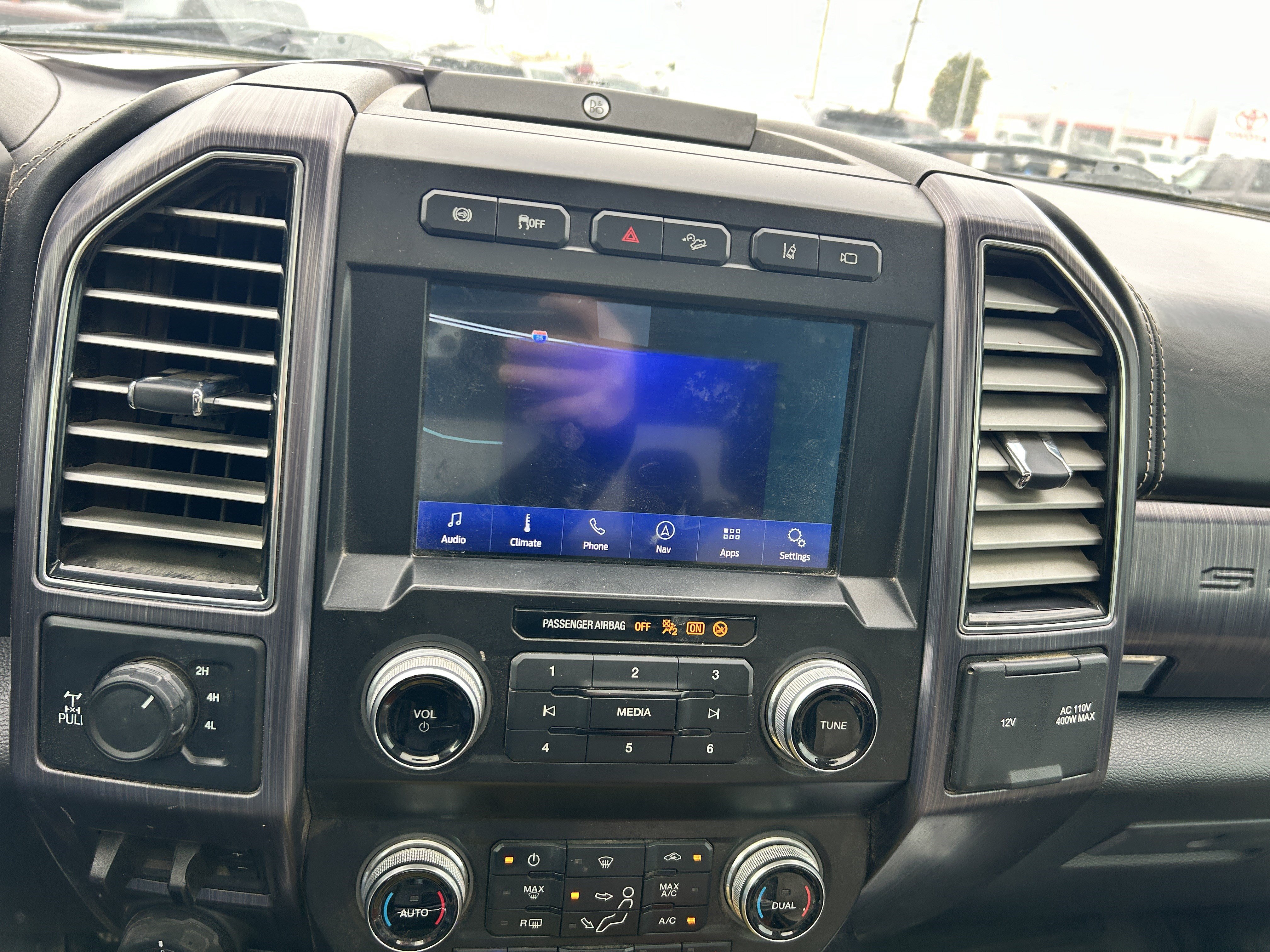 Used 2021 Ford F350 Limited AWD/4WD image 15