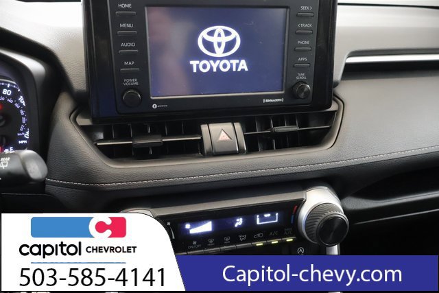 Used 2022 Toyota RAV4 LE AWD/4WD image 18
