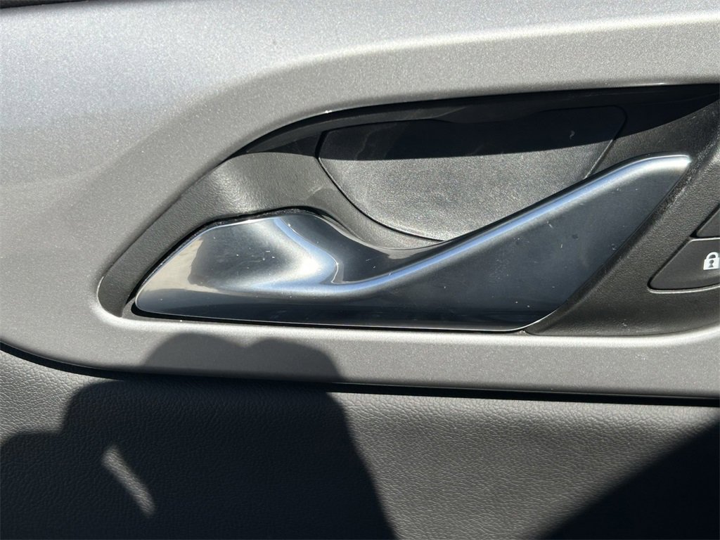 Used 2025 Chevrolet Blazer LT image 22