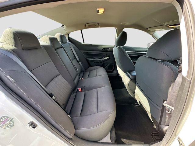 Used 2023 Nissan Altima 2.5 SV FWD image 24