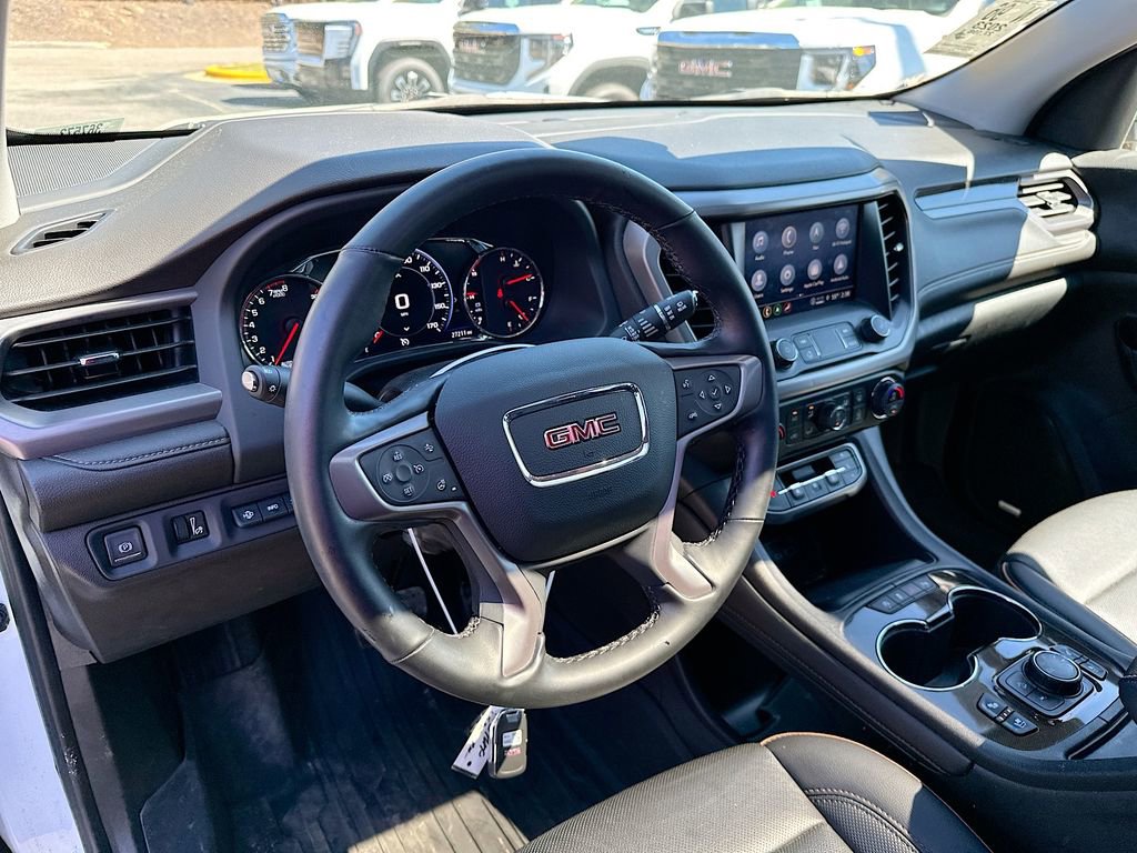 Used 2023 GMC Acadia AT4 w/ Technology Package image 10