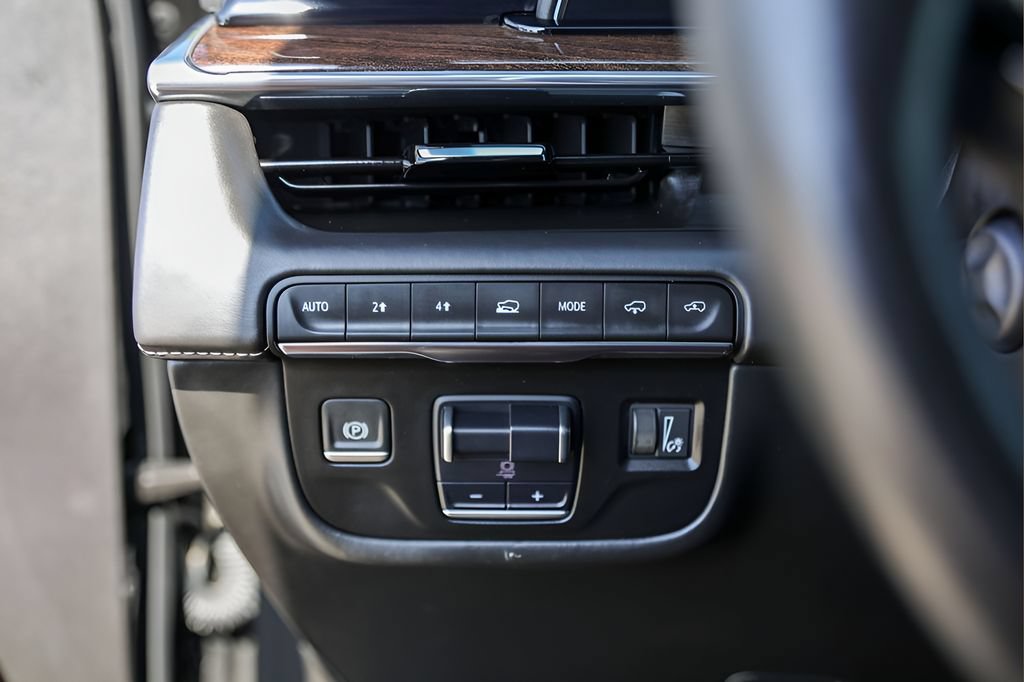 Used 2022 Cadillac Escalade Sport Platinum AWD/4WD image 15