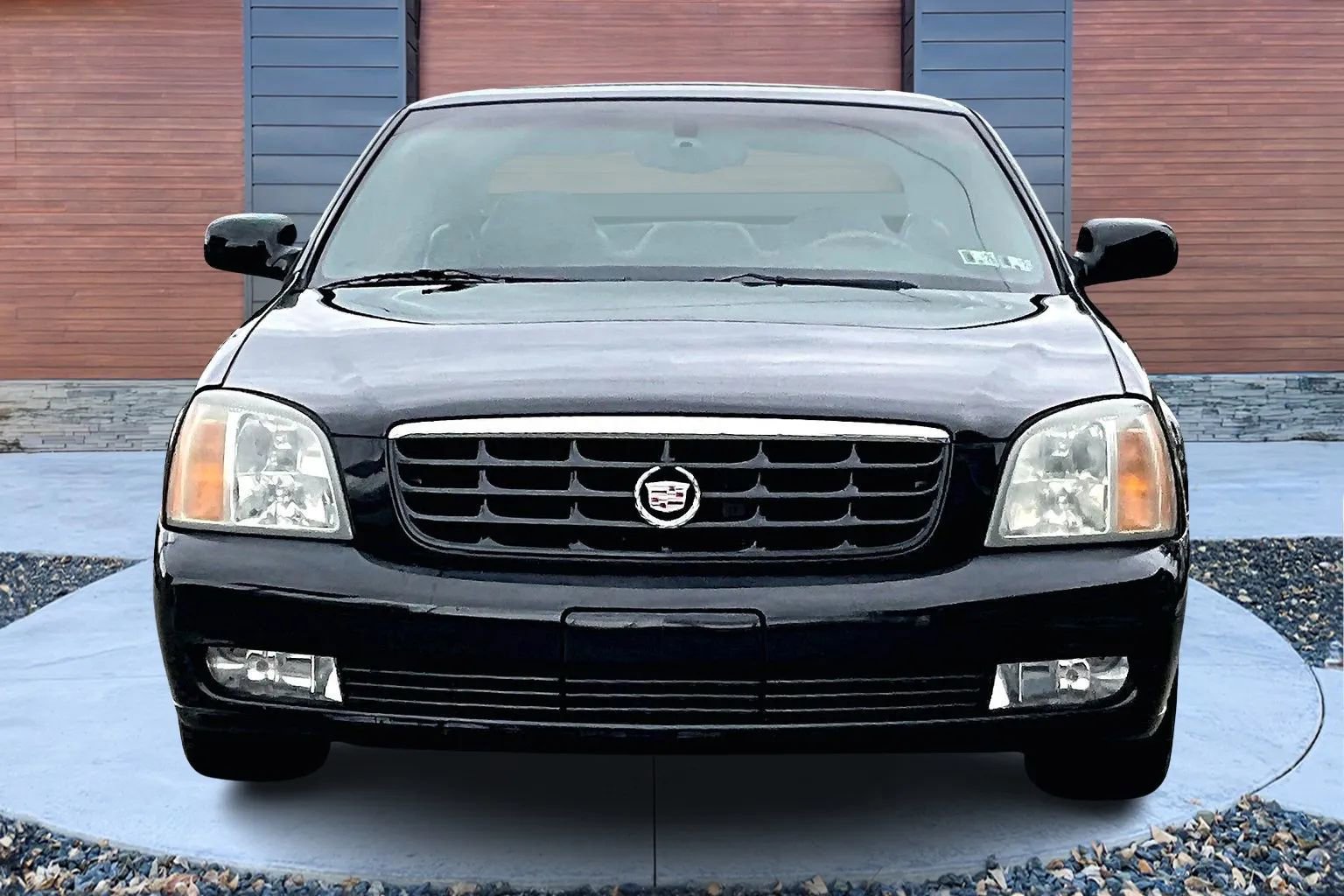 Used 2002 Cadillac De Ville DTS w/ Premium Equipment Pkg image 3