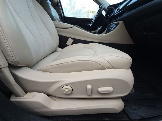 Used 2019 Buick Envision Preferred image 18