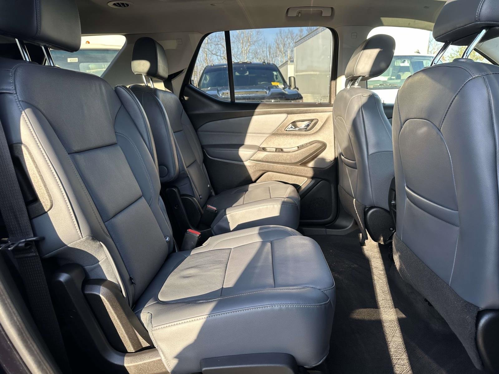 Used 2020 Chevrolet Traverse Premier image 25
