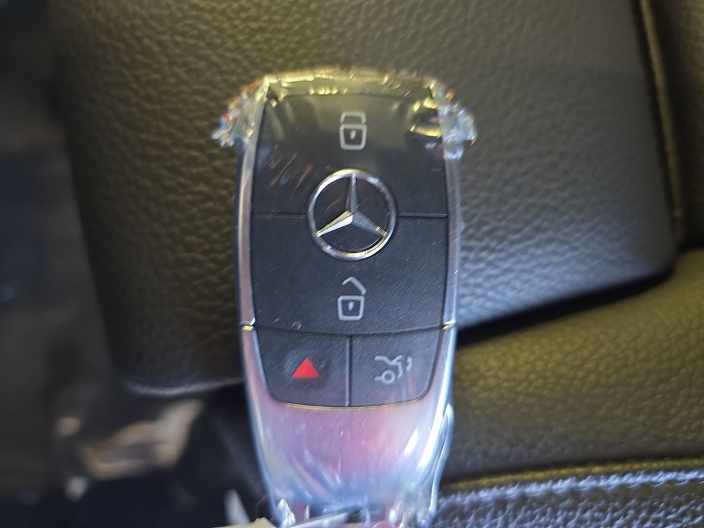 Certified 2026 Mercedes-Benz GLB 250 image 37