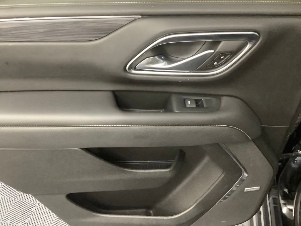 Used 2021 GMC Yukon SLT w/ SLT Luxury Package image 5