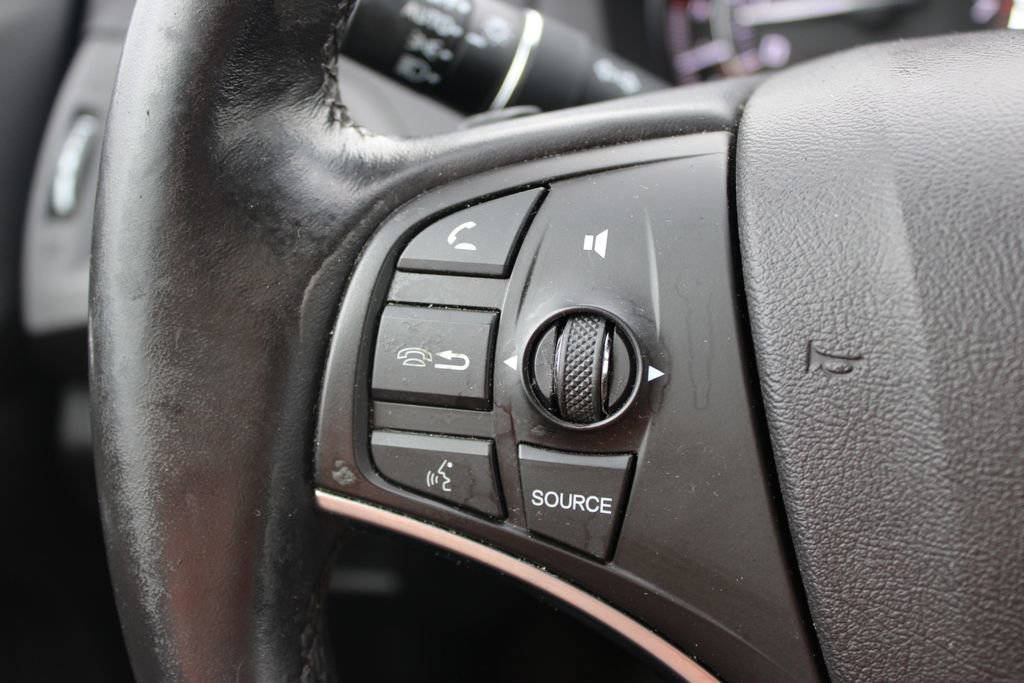 Used 2017 Acura MDX FWD w/ Technology Package image 39