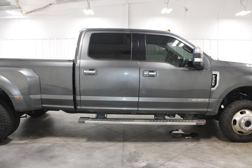 Used 2019 Ford F350 Lariat w/ Lariat Ultimate Package AWD/4WD image 11