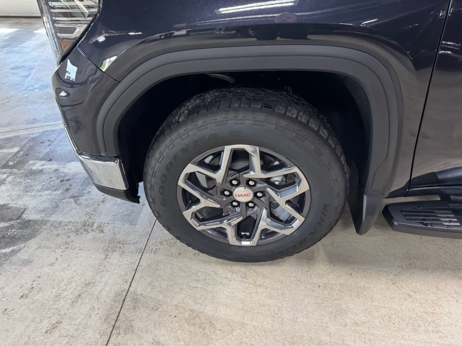 New 2026 GMC Sierra 1500 SLT w/ SLT Premium Plus Package image 10