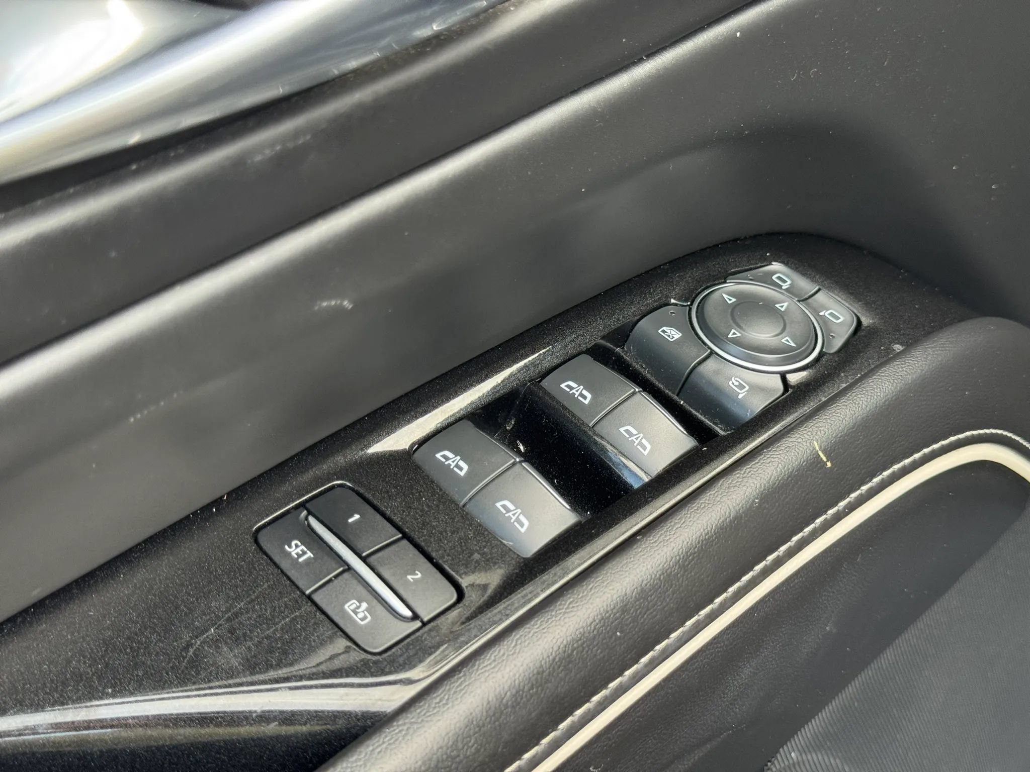 Used 2021 Cadillac Escalade Sport Platinum AWD/4WD image 12