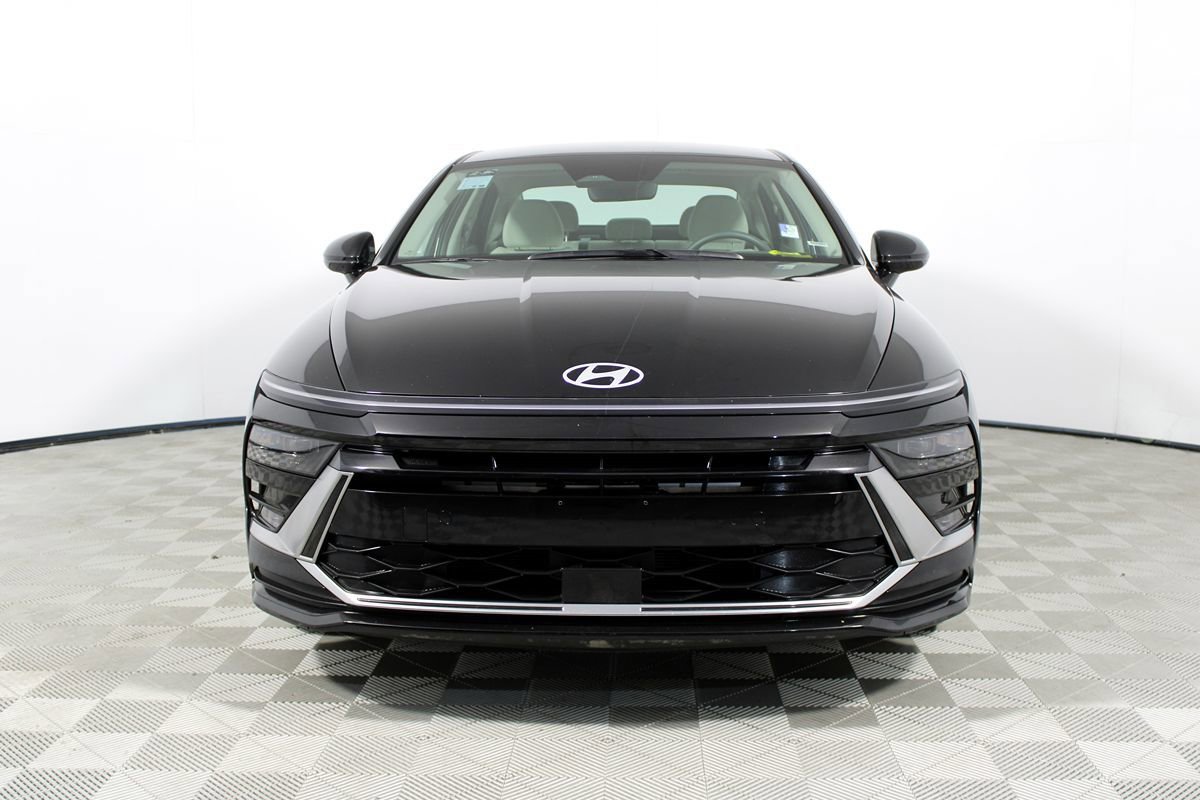 Used 2025 Hyundai Sonata SEL FWD image 26