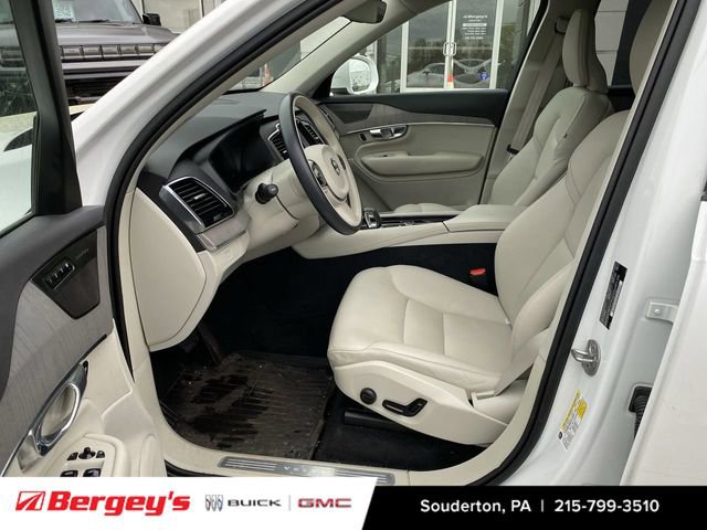 Used 2024 Volvo XC90 B6 Plus AWD/4WD image 13