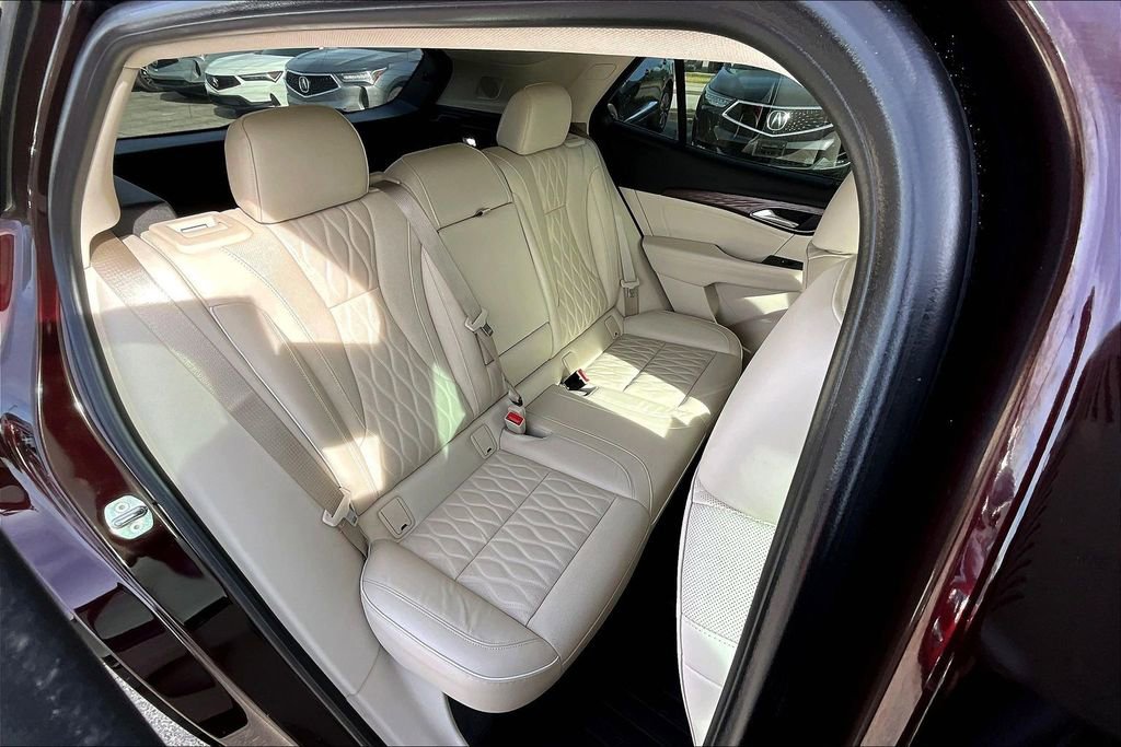 Used 2021 Buick Envision Avenir image 38