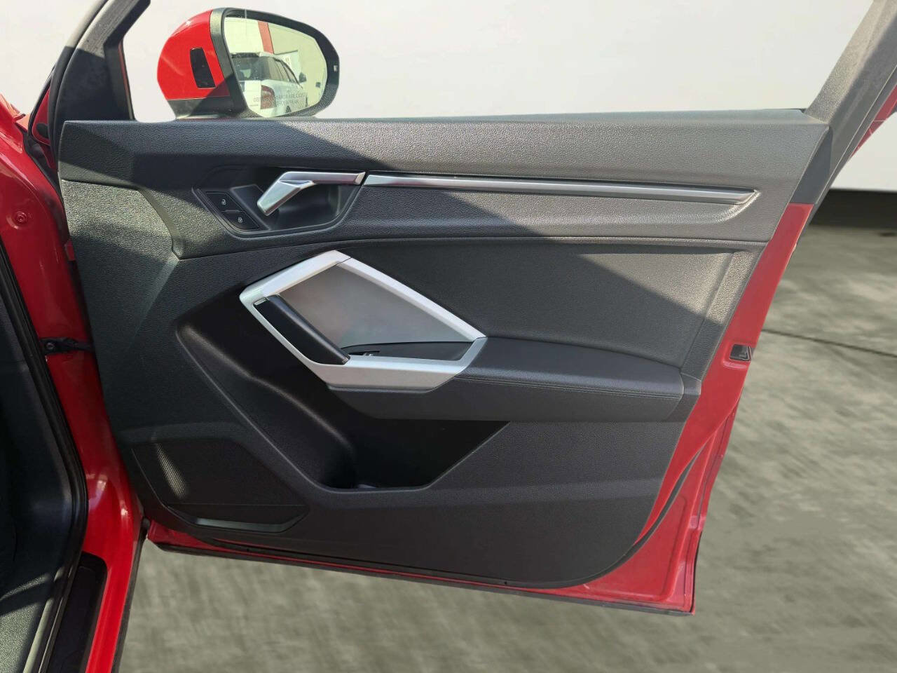 Used 2022 Audi Q3 2.0T Premium image 29