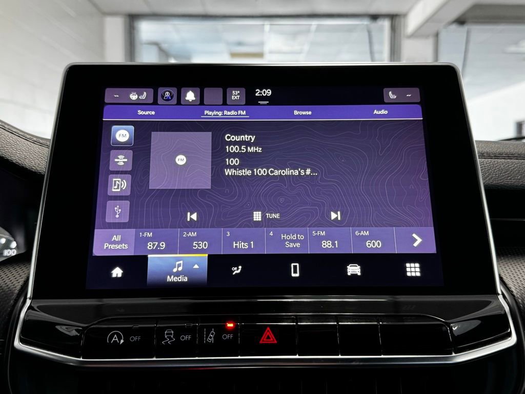 Certified 2023 Jeep Compass Altitude w/ Convenience Group image 15