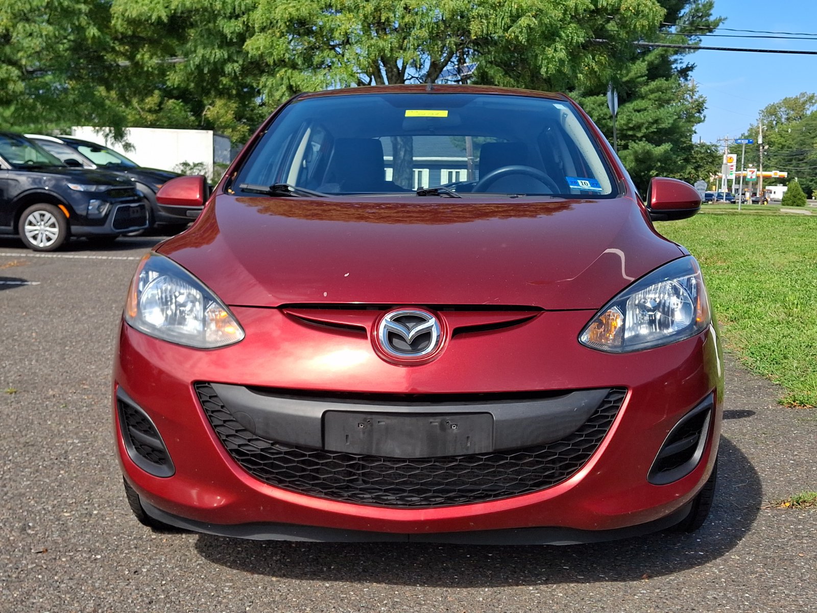 Used 2014 MAZDA MAZDA2 Sport FWD image 2