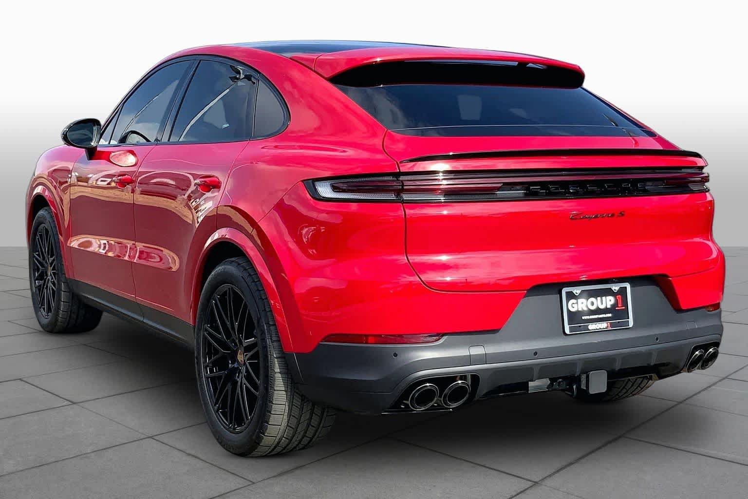 Used 2026 Porsche Cayenne S AWD/4WD image 11