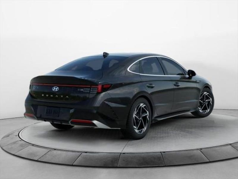 New 2026 Hyundai Sonata SEL image 4
