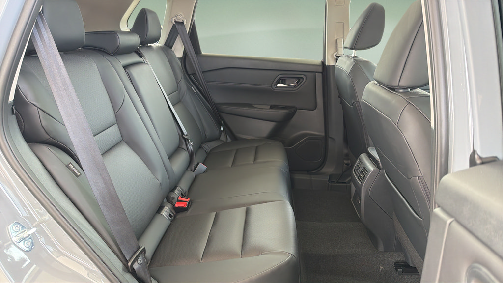 New 2026 Nissan Rogue Dark Armor FWD image 15