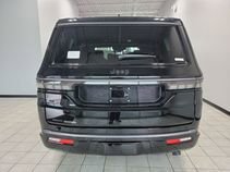 New 2026 Jeep Grand Wagoneer 4WD image 5