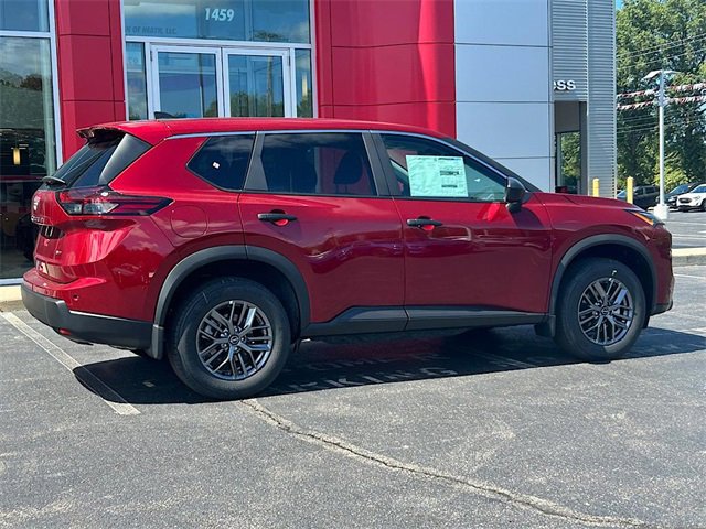 New 2026 Nissan Rogue S image 5