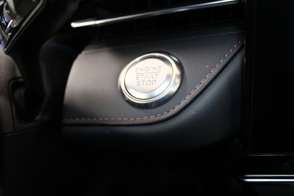 New 2026 Lincoln Nautilus Premier w/ Equipment Group 102A image 43