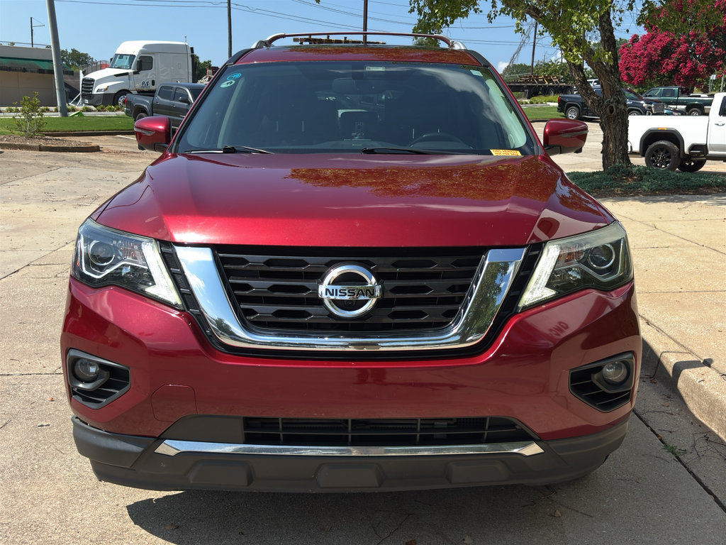 Used 2018 Nissan Pathfinder Platinum AWD/4WD image 3
