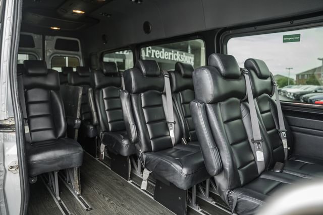 Used 2020 Mercedes-Benz Sprinter 3500 w/ Windows All Around Package image 31