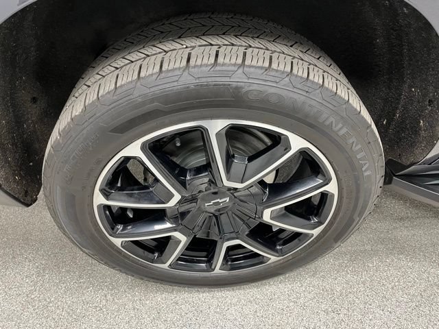 Used 2024 Chevrolet Tahoe RST w/ Sport Performance Package AWD/4WD image 17