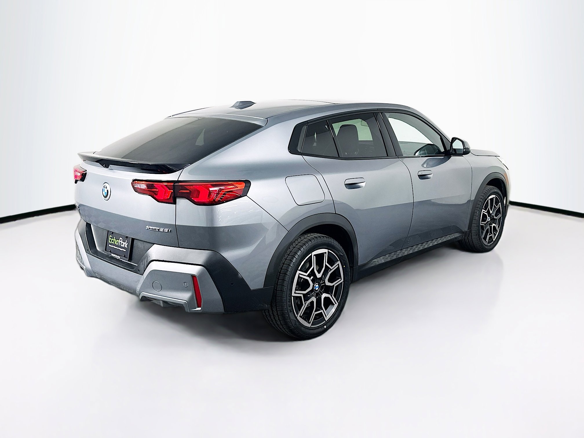 Used 2025 BMW X2 xDrive28i w/ Convenience Package AWD/4WD image 9