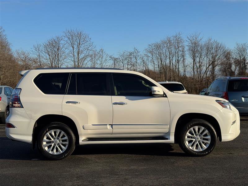 Used 2019 Lexus GX 460 image 6