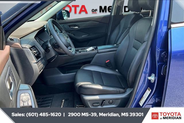 Used 2023 Nissan Rogue SL image 18