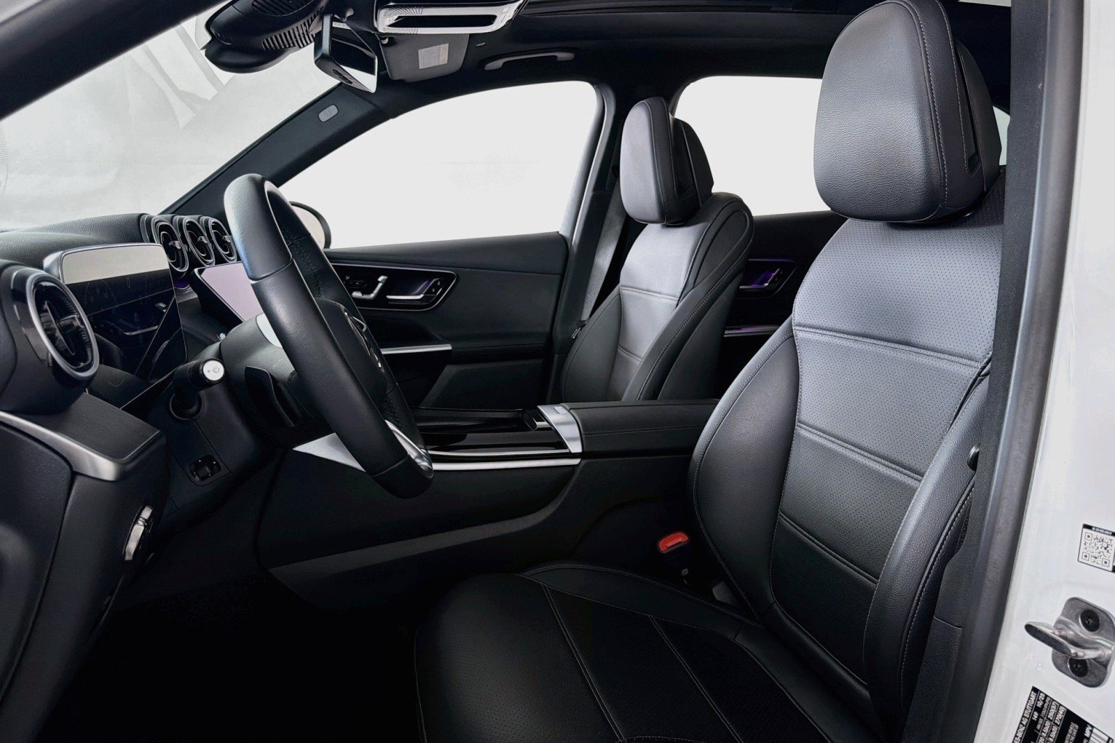 Certified 2026 Mercedes-Benz GLC 300 image 18