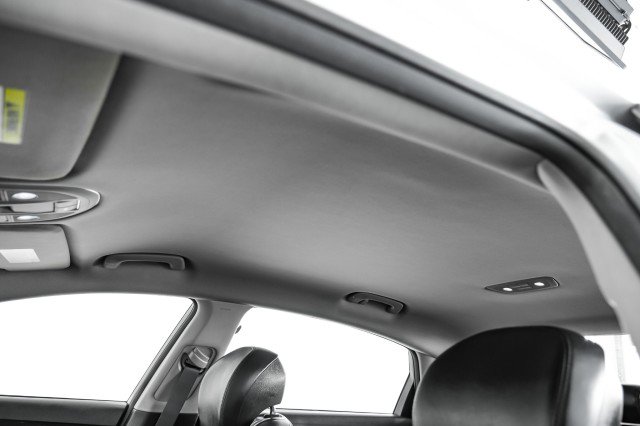 Used 2017 Genesis G80 3.8 image 25