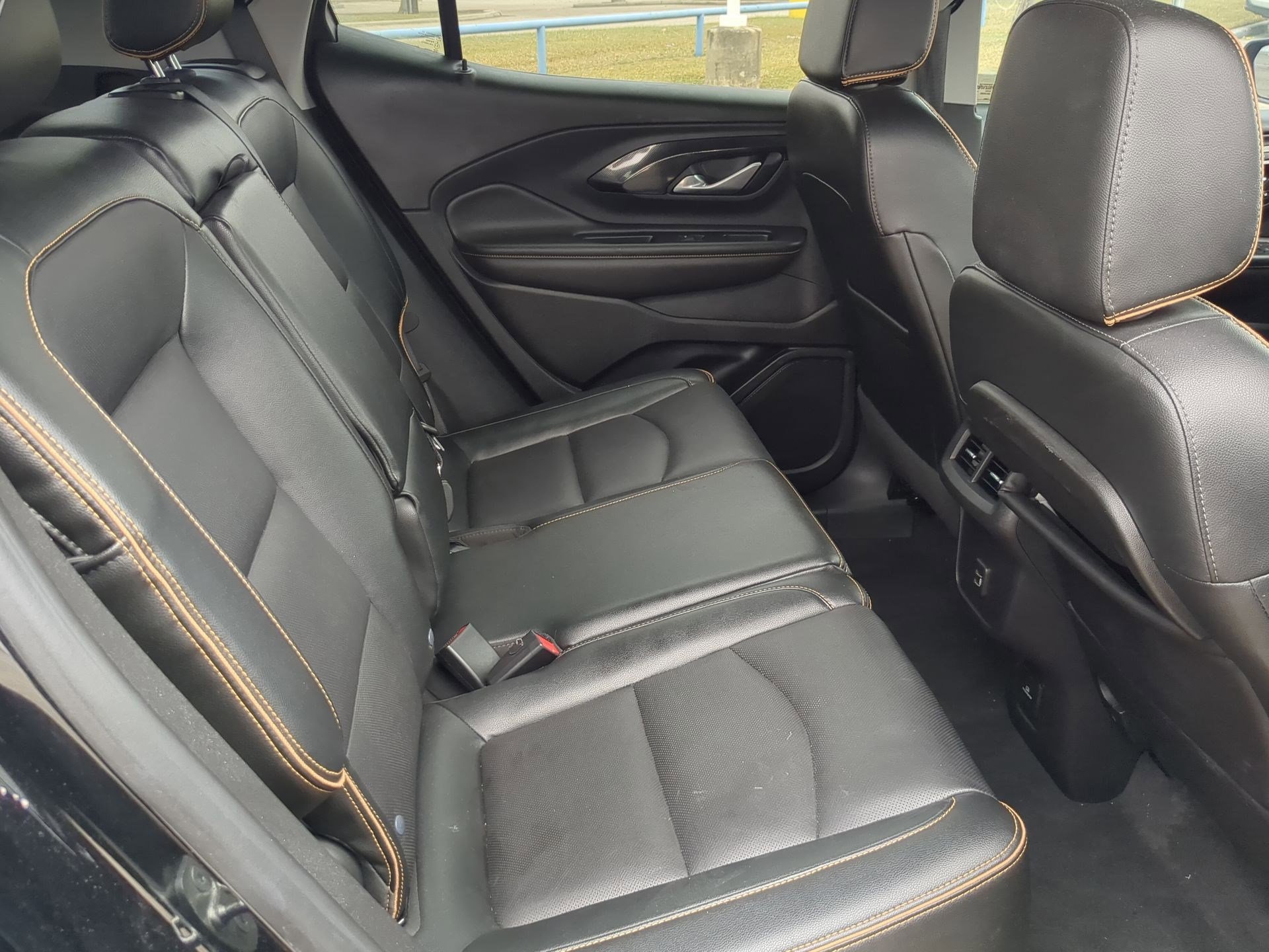 Used 2023 GMC Terrain AT4 image 29