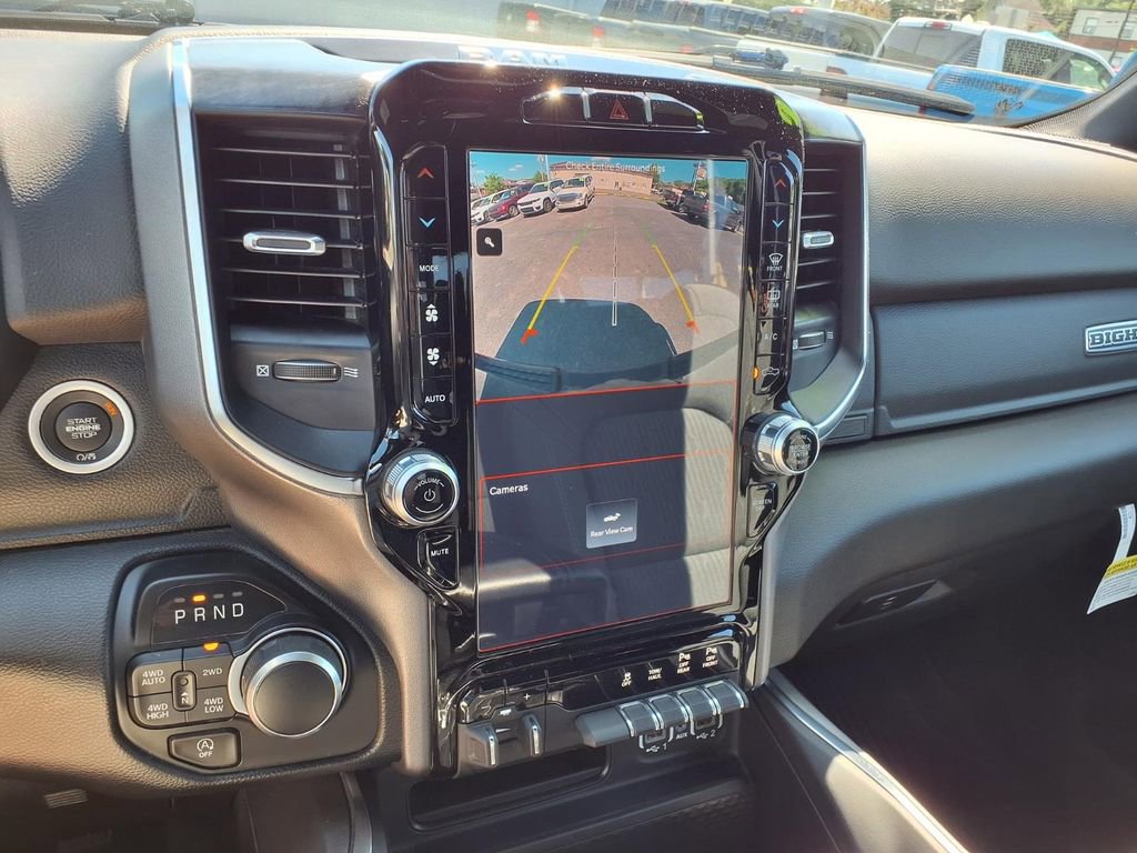 Used 2024 RAM 1500 Big Horn AWD/4WD image 23