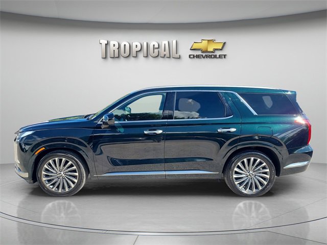Used 2024 Hyundai Palisade Calligraphy image 2