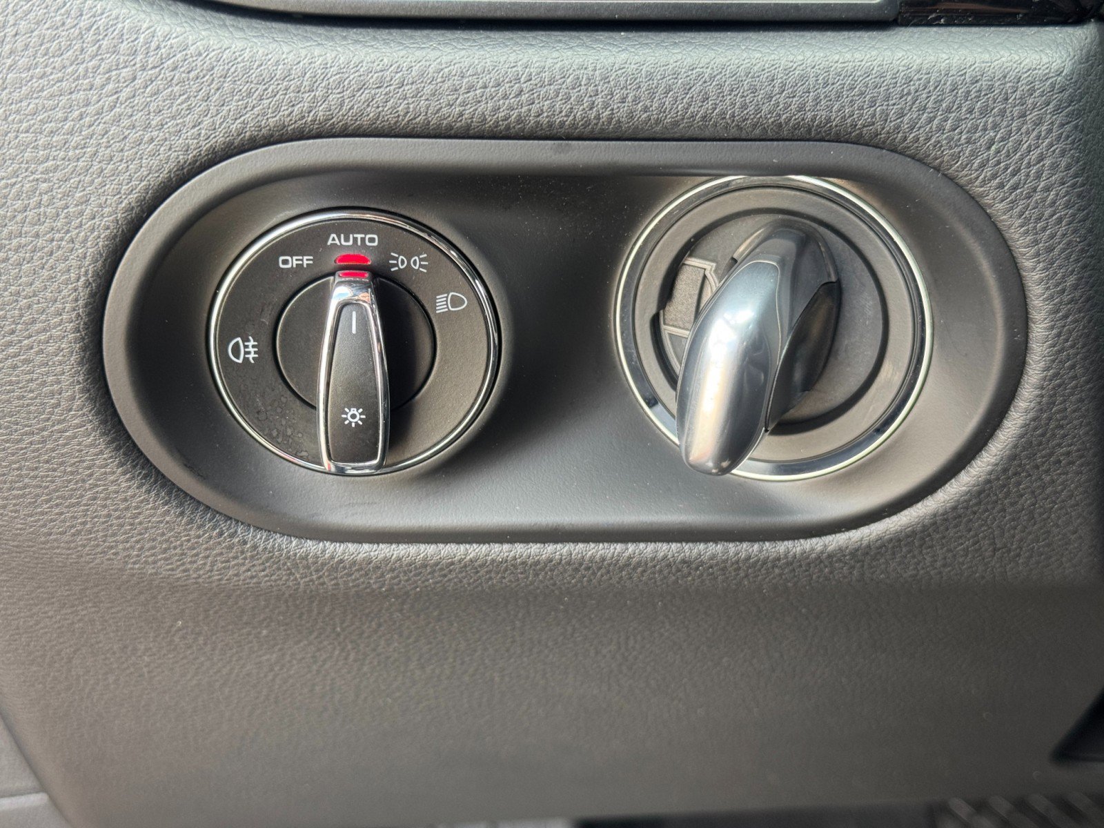 Used 2023 Porsche Macan image 20