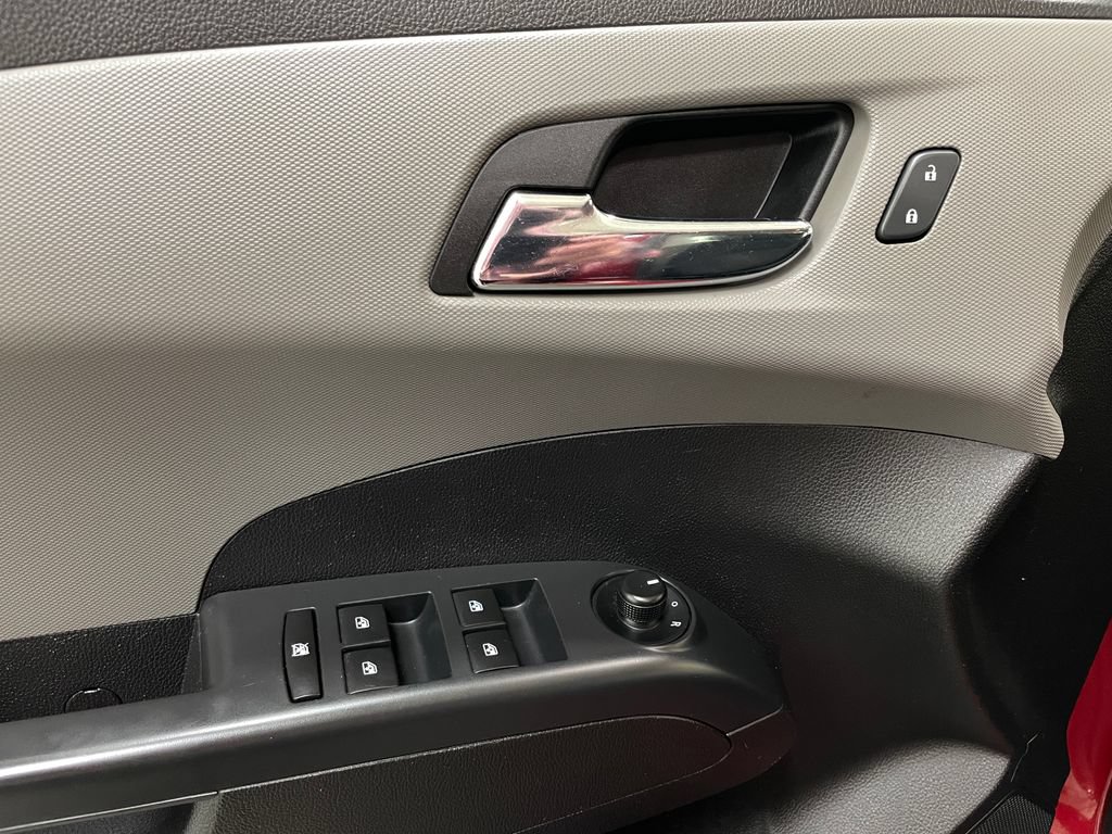 Used 2016 Chevrolet Sonic LT FWD image 18