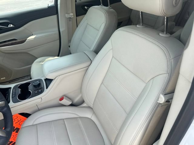 Used 2023 GMC Acadia Denali AWD/4WD image 25