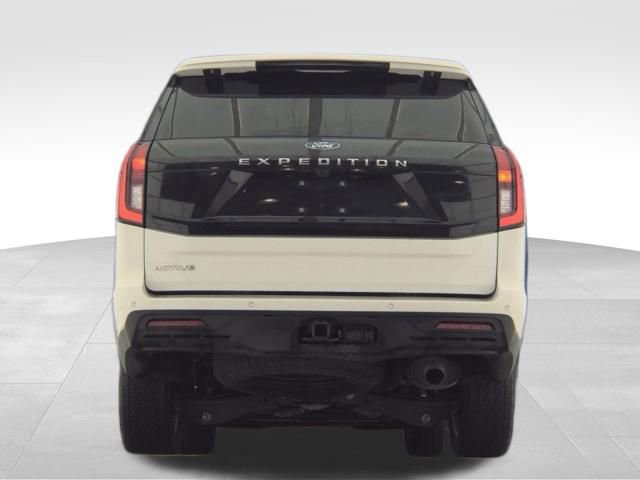 Used 2025 Ford Expedition Active AWD/4WD image 5