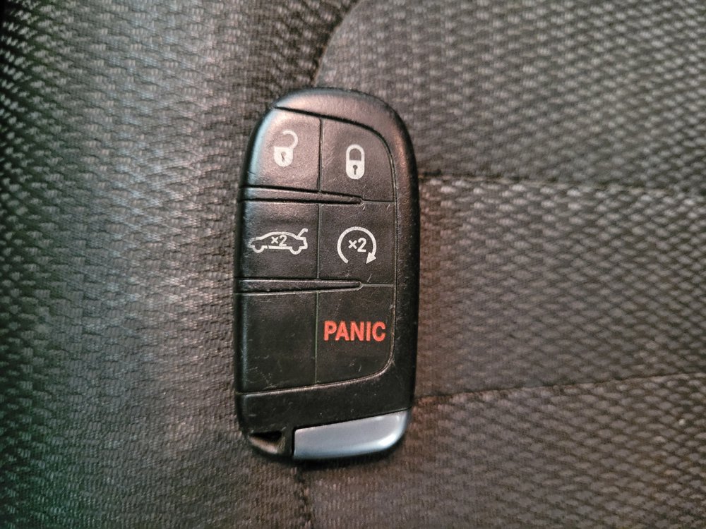 Used 2015 Chrysler 200 S w/ Navigation & Sound Group I FWD image 32