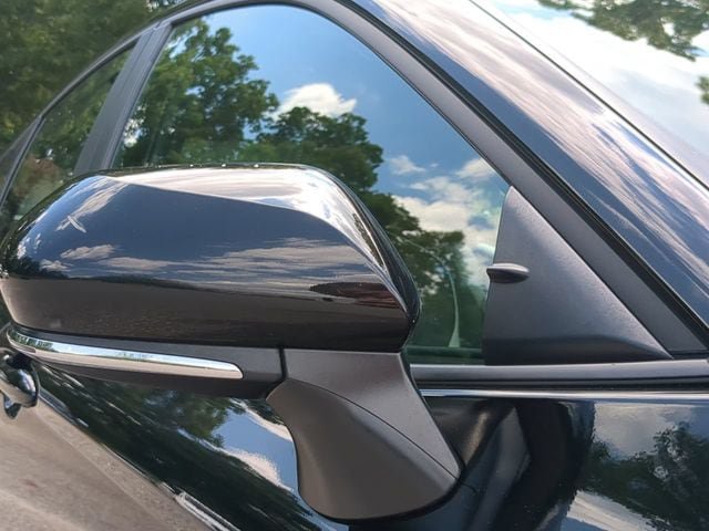 Used 2025 Toyota Camry SE FWD image 11