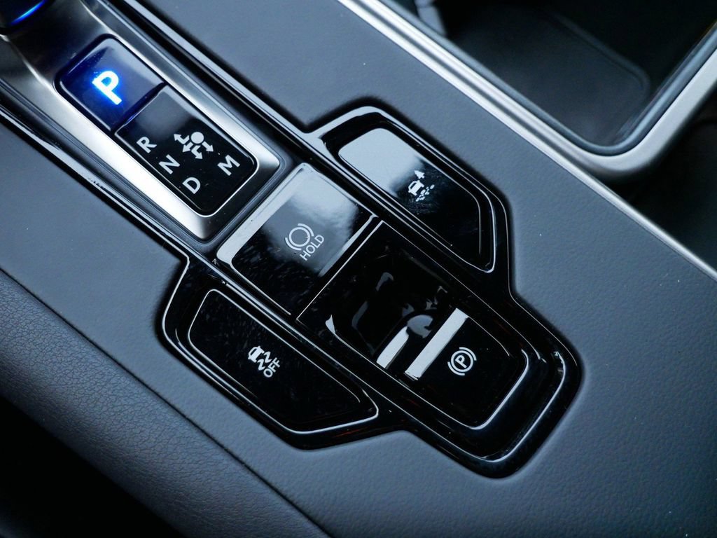 Used 2026 Lexus TX 500h AWD w/ Technology Package image 26