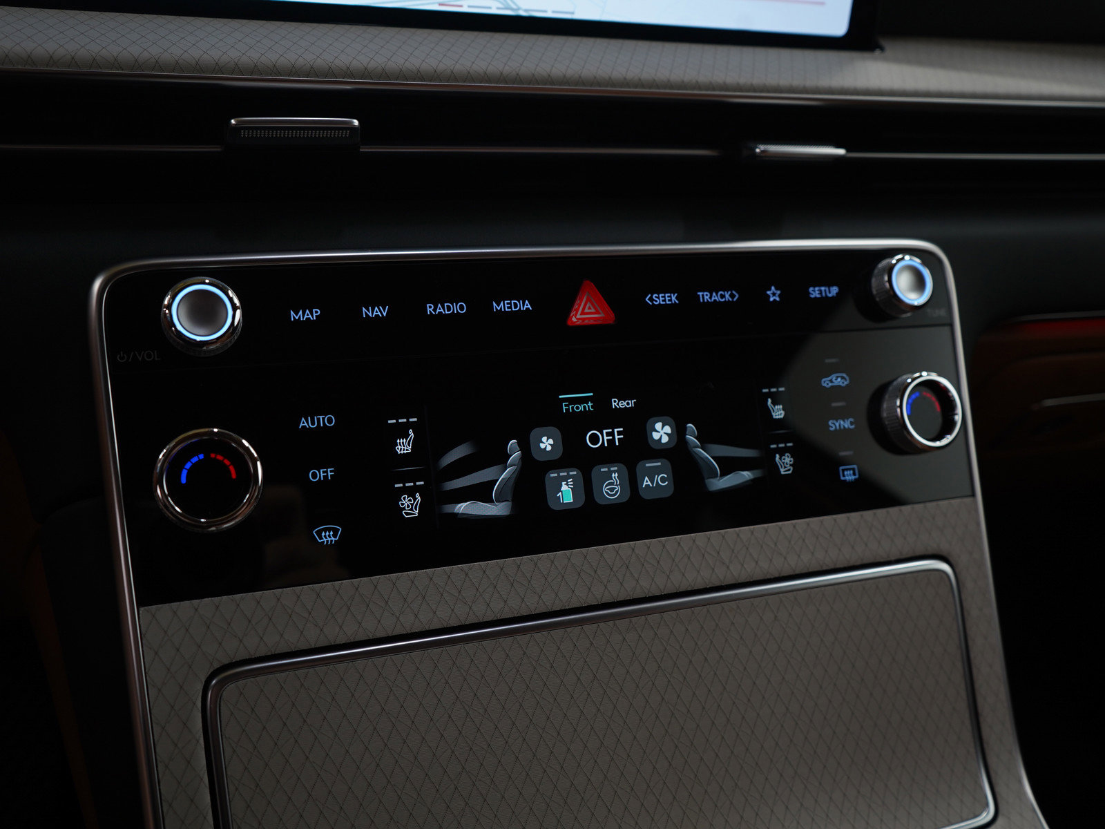 Used 2025 Genesis GV80 3.5T Prestige image 22