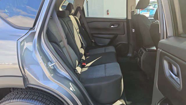 Used 2026 Nissan Rogue SV FWD image 26